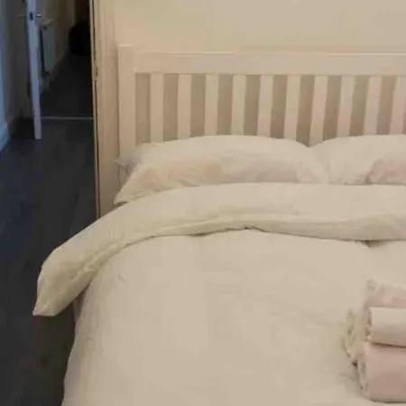Apartment Flat 6, 419 Fulham London