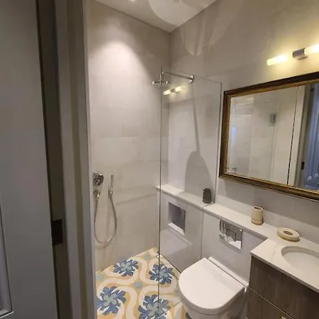 Apartment New Boutique Ground Floor London