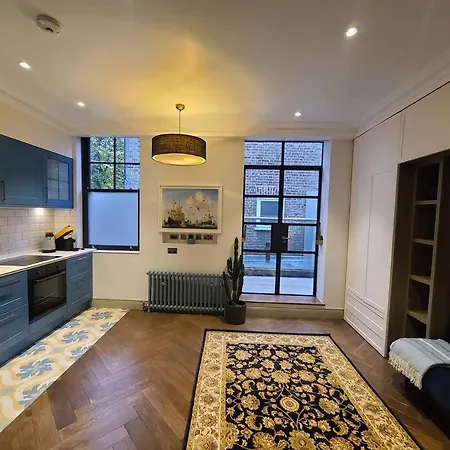 Apartment New Boutique Ground Floor *