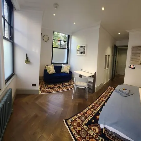 New Boutique Ground Floor * London