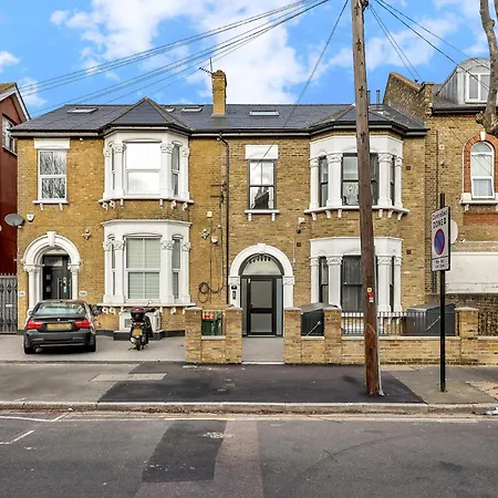 Your Cosy Modern 2 Double Bedroom Flat Fully Furnished - 5 Mins Walk To Stn Flat 4 Apartment