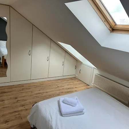 Homestay Private With Your Shower And Kitchen *