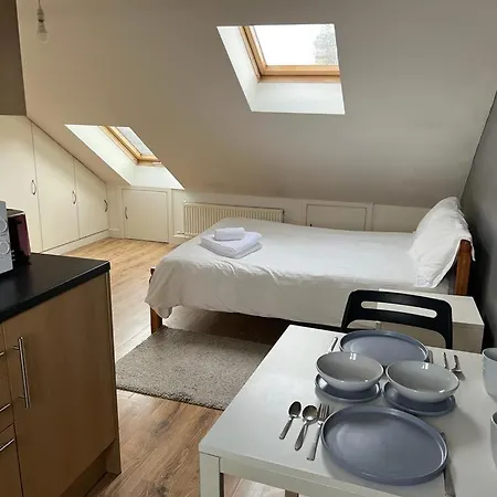 Homestay Private With Your Shower And Kitchen