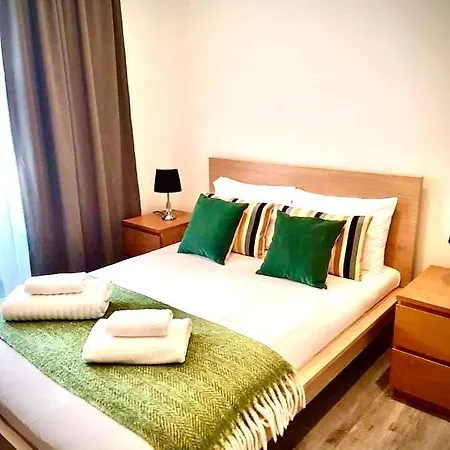 2 Bedroom Serviced London