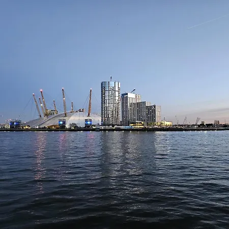 Luxury In Canary Wharf * London