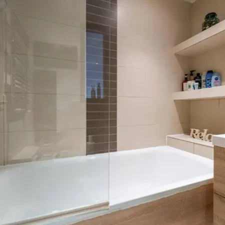 Apartment Super Beautiful Three Bedroom *