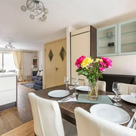 Super Beautiful Three Bedroom