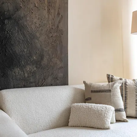 North - One Bed Flat- Entire Unit *