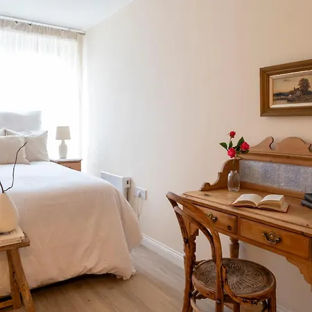 Apartment North - One Bed Flat- Entire Unit *