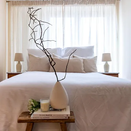 North - One Bed Flat- Entire Unit *