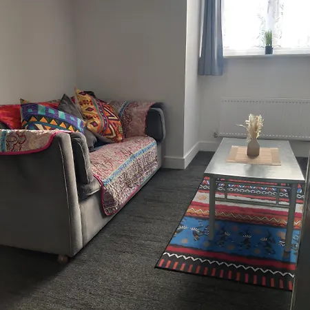 Apartman Charming 1-bed Loft In
