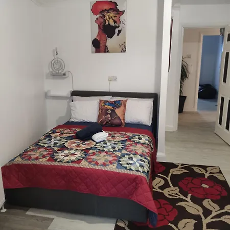 Stunning 2-bed In London *
