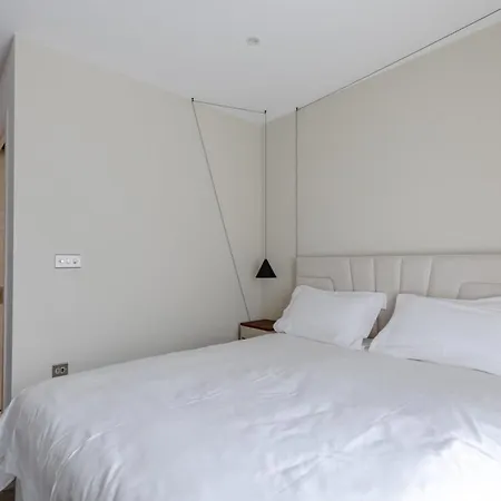 Apartment Elegant & Serene 2bd Flat Wroof Terrace Hoxton! *
