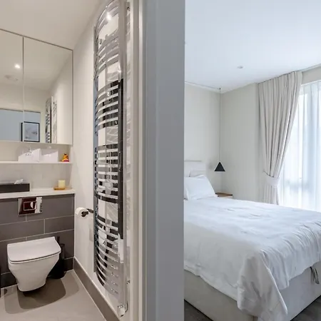 Elegant & Serene 2bd Flat Wroof Terrace Hoxton! * London
