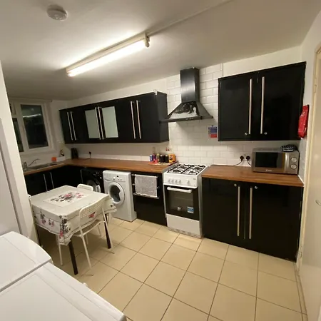 Comfy Bedrooms Near Euston Station - 1 Exmouth *