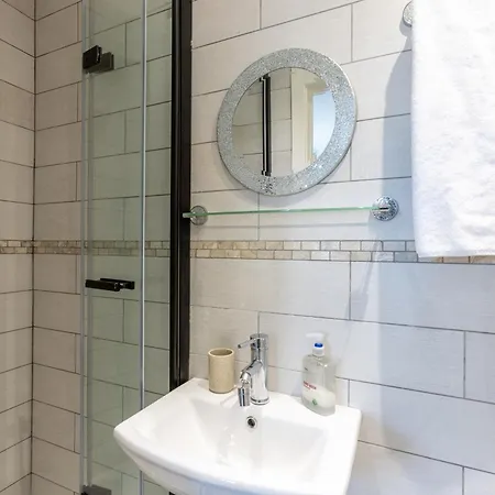 Katolondonhaus Affittacamere 4*