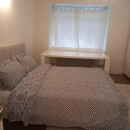 Apartment Huge Hyde Park Of Ca. 300 Sqm *