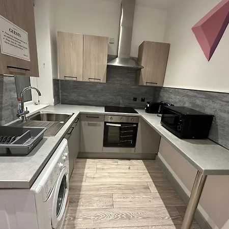 New Cross Suites -se14 * London