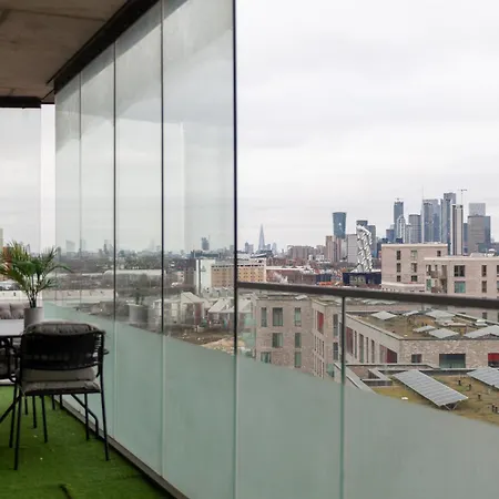 The Thames Collection * London
