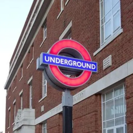 Pimlico Sw1 - Location Location! Light And Spacious One Bedroom In A Stunning Victorian Building. Great Storage! Appartement *