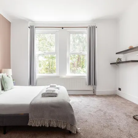 The Chiswick Apartment *