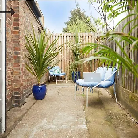 Apartment Warehouse Flat East London