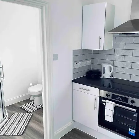 Apartment Lively Loft 30min To London