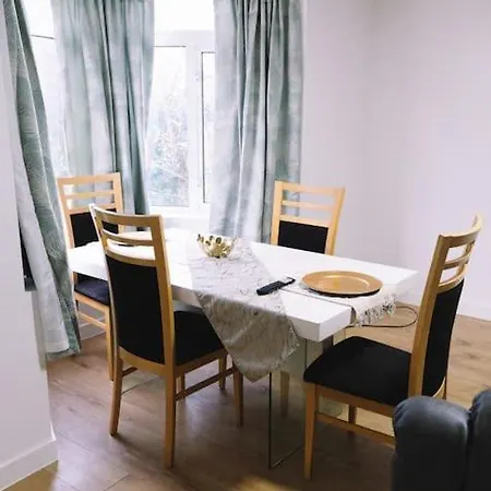 Holiday home 5 Bedroom