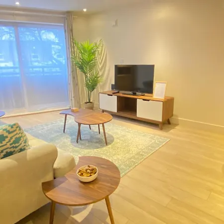 Apartment Harrow - 1 Bedroom - Parking