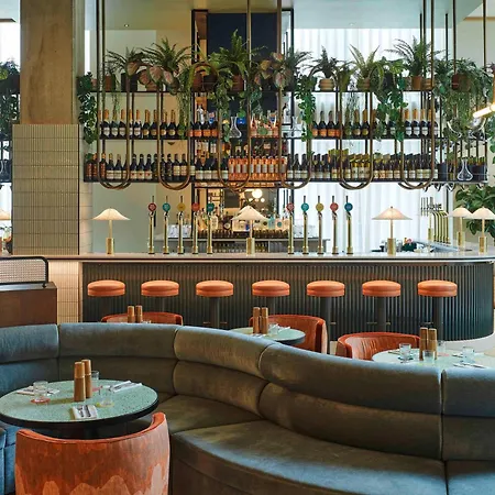 Tribe Canary Wharf Hotel