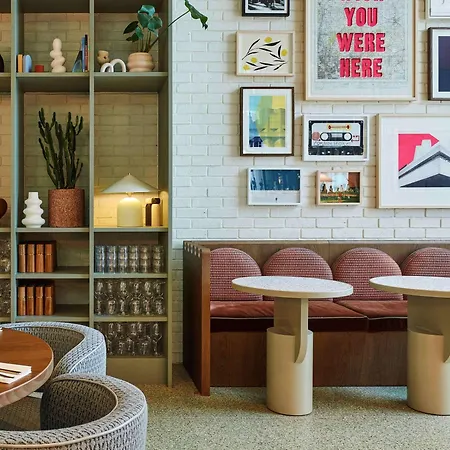 Hotel Tribe Canary Wharf
