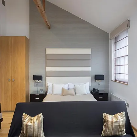 Space Lejlighedshotel 4*
