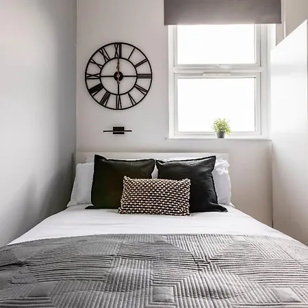 Stunning Studio Flats In Penge