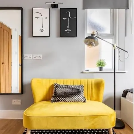 Apartment Stunning Studio Flats In Penge