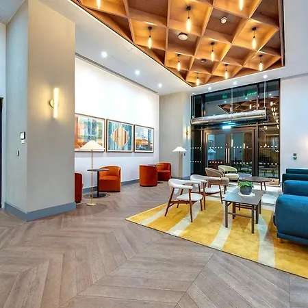 Apartment Magnificent At Ten Degrees In Croydon