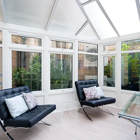 Stunning 2-bedroom-hosted By Sweetstay Apartment London