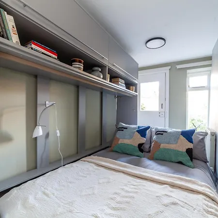 Arte - 2 Bed Luxurious Flat, Garden, 5min Dalston St., Parking Available, Serviced - Up To 5 Ppl Apartment