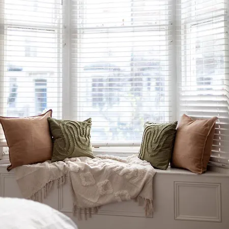 Arte - 2 Bed Luxurious Flat, Garden, 5min Dalston St., Parking Available, Serviced - Up To 5 Ppl London