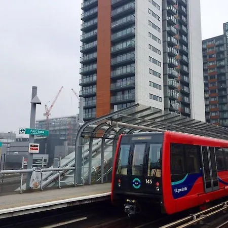 Apartment 1 Bedroom Flat Near Excel, O2, Canary Wharf -