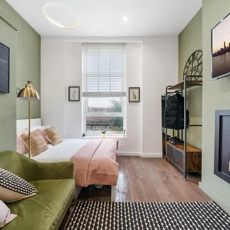 Stunning Studio Flats In Penge Apartment