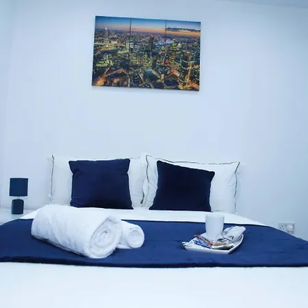 Superb 1-bed In Apartment