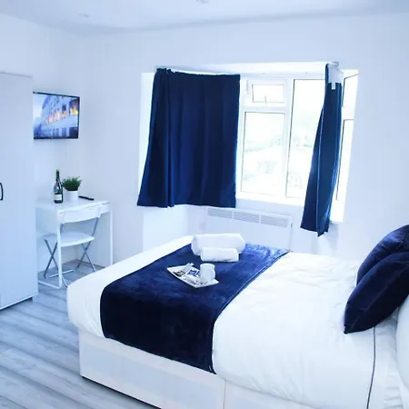 Superb 1-bed In *