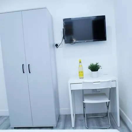 Apartment Superb 1-bed In Harrow