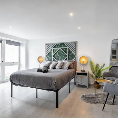 5wjb - Spacious 1 Bed Flat In