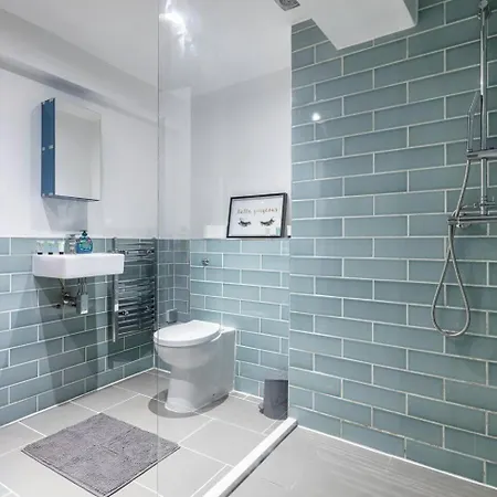 5wjb - Spacious 1 Bed Flat In Apartment London