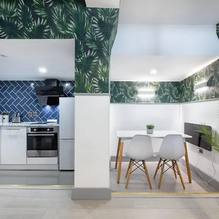 5wjb - Spacious 1 Bed Flat In Apartment