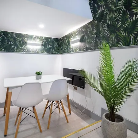 5wjb - Spacious 1 Bed Flat In Apartment