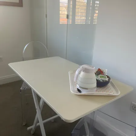 Homestay Mayfield Guest Bromley