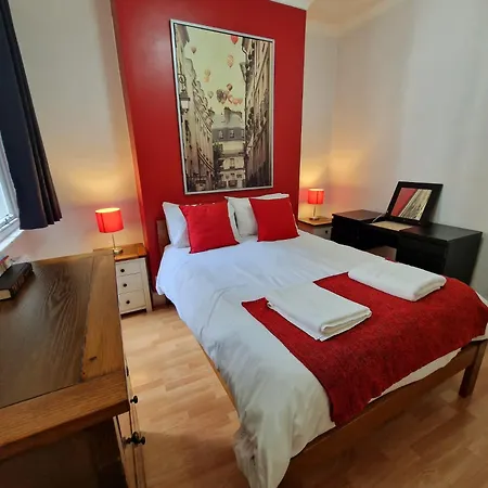 Cozy Flat, 5 Minute Walk To Oxford Circus Apartment London