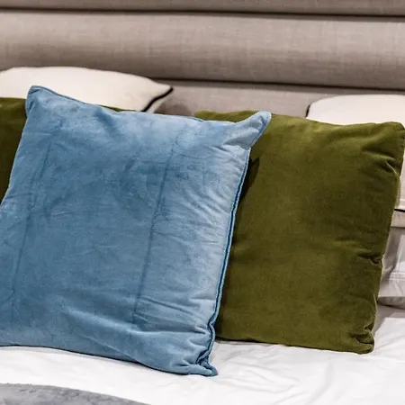 Apartment Luxe Minimalist 1-bed Flat : 7 Mins From Station London